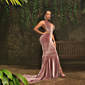 The Hollywood Plush Mermaid Gown (Rose)