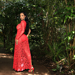 The Amor' Gardenia Lace Midi Dress (Red)